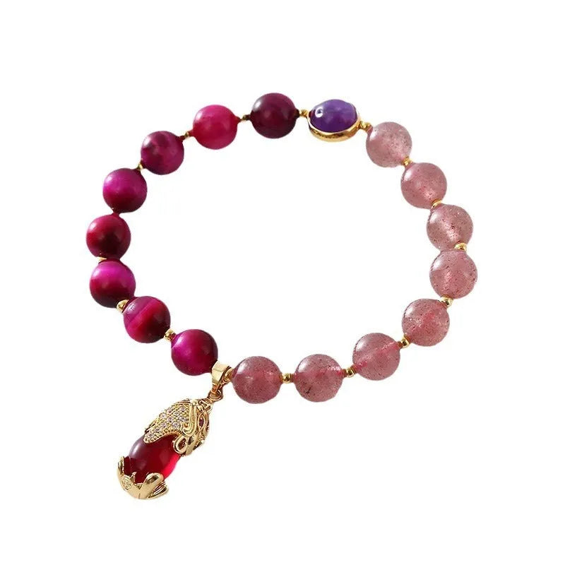 Natural strawberry crystal bracelet for women on elastic rope 18cm picture colour simple style