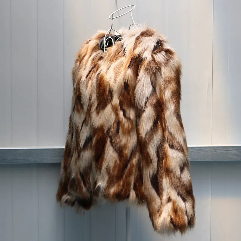 Korean slim fit women's faux fur coat in street fashion style.