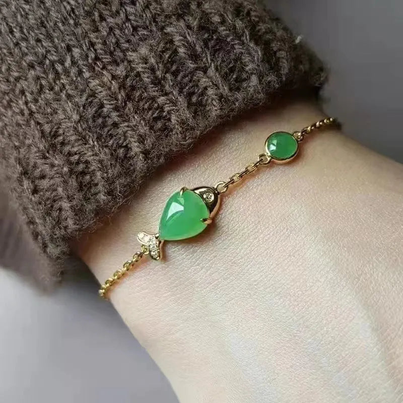 Gold colour electroplated copper retro bracelet for unisex fashion wear