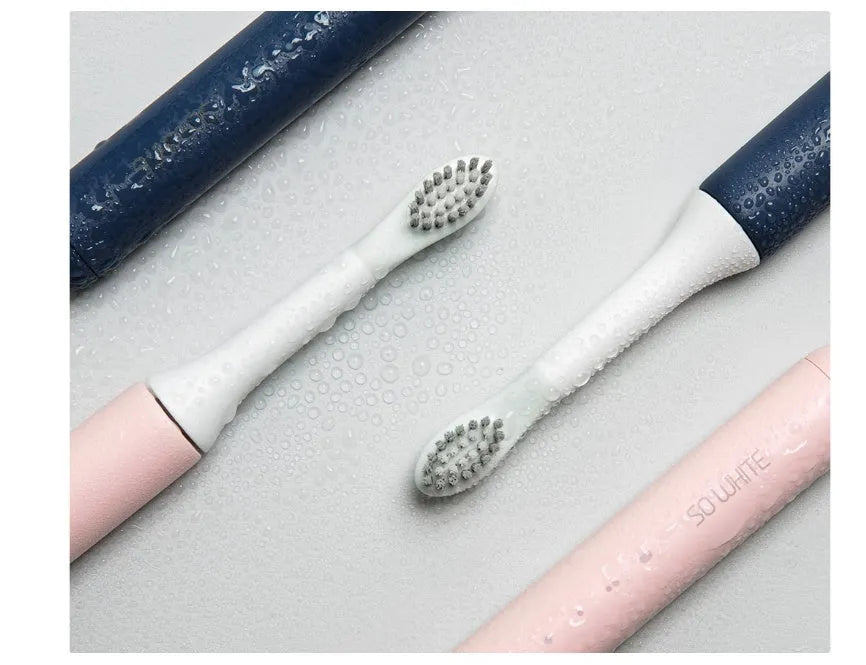 SOOCAS sonic electric toothbrush in blue or pink with round brush head