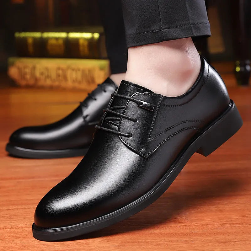 Men's black cowhide leather round toe shoes with non-slip outsole, flat style