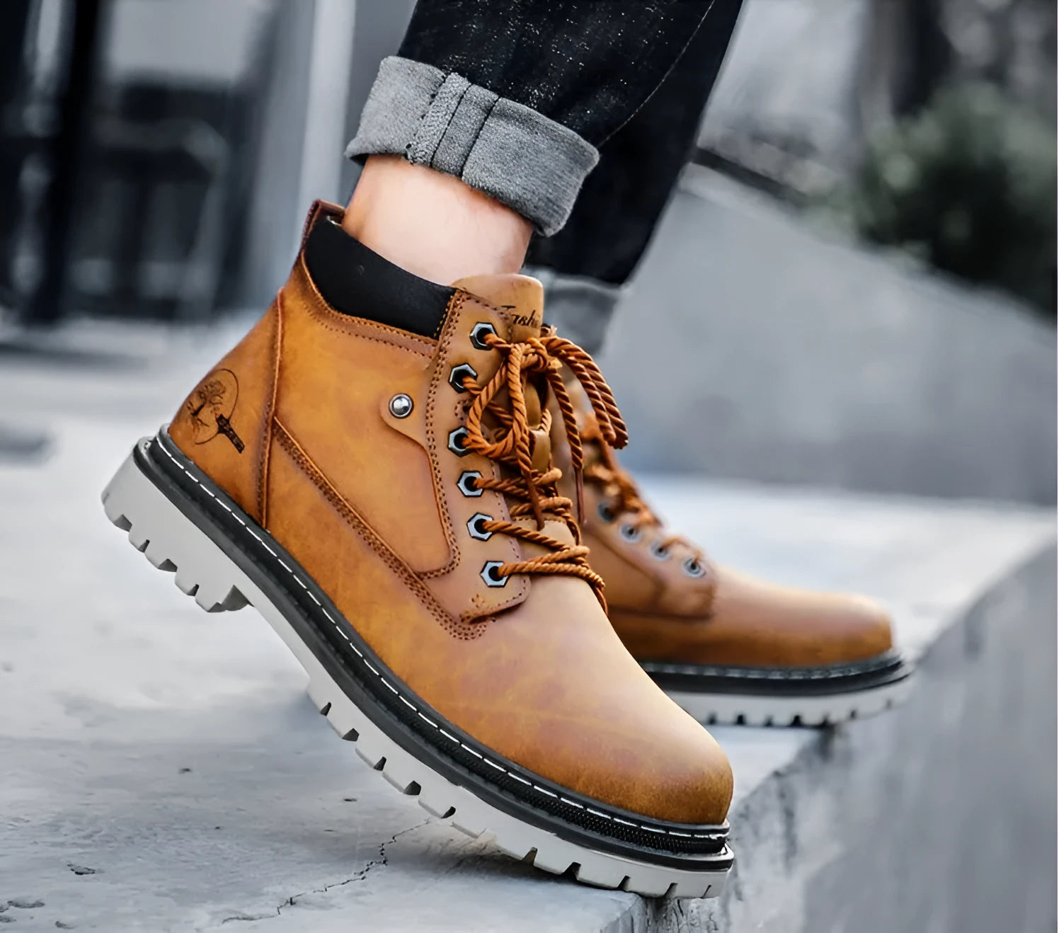 Men's casual high top leather tooling shoes in green with round toe, two-layer cowhide upper and rubber sole