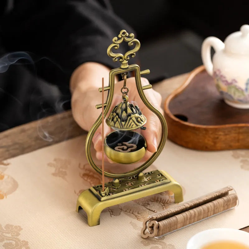 Bronze alloy hanging aromatherapy furnace ornament for tea ceremony, available in five designs