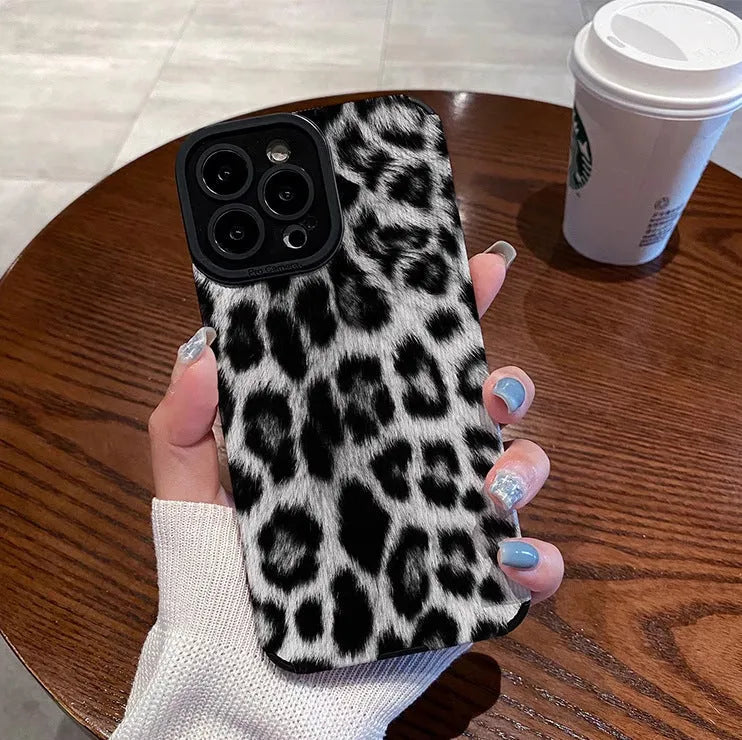 Black and white leopard print TPU phone case for Apple 15 15PRO with all-inclusive protective design