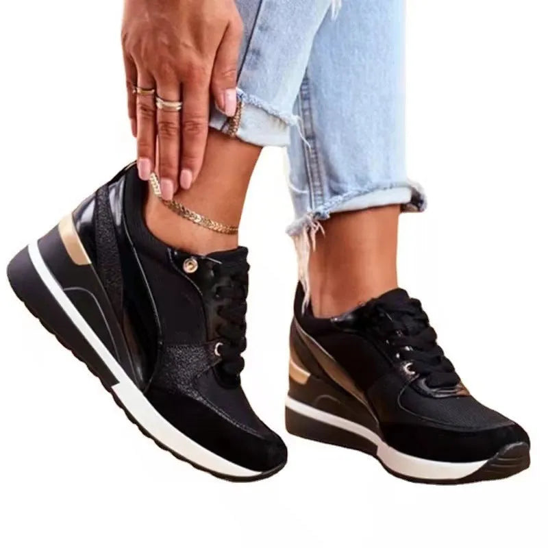 Women's platform colorblock sequin flat casual sneakers in black and gold, round toe, front lace-up