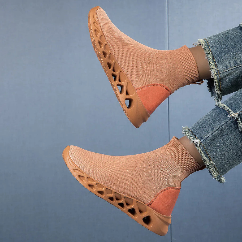 Women's casual mesh shoes in terracotta colour with round toe and low-top design
