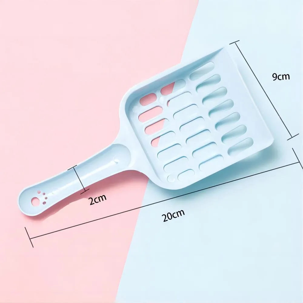 Plastic cat litter scoop in blue colour showing measurements of 20cm length and 9cm width