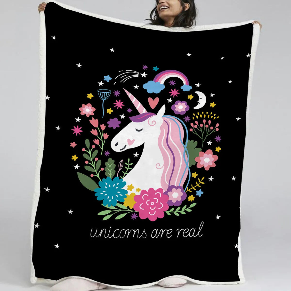 Black pet themed sherpa fleece blanket, soft warm throw in 130x150cm and 150x200cm sizes with hemmed edges