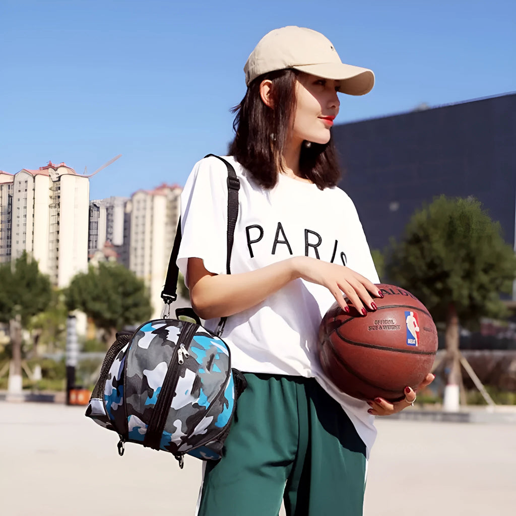 Oxford cloth basketball training bag showing 9-litre capacity and shoulder strap options