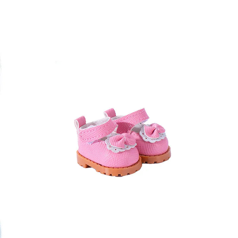 17cm doll clothes set with bucket hat, blouse, pants, and underwear in six colour options including No. 25 to No. 29 and Shoes No. 18