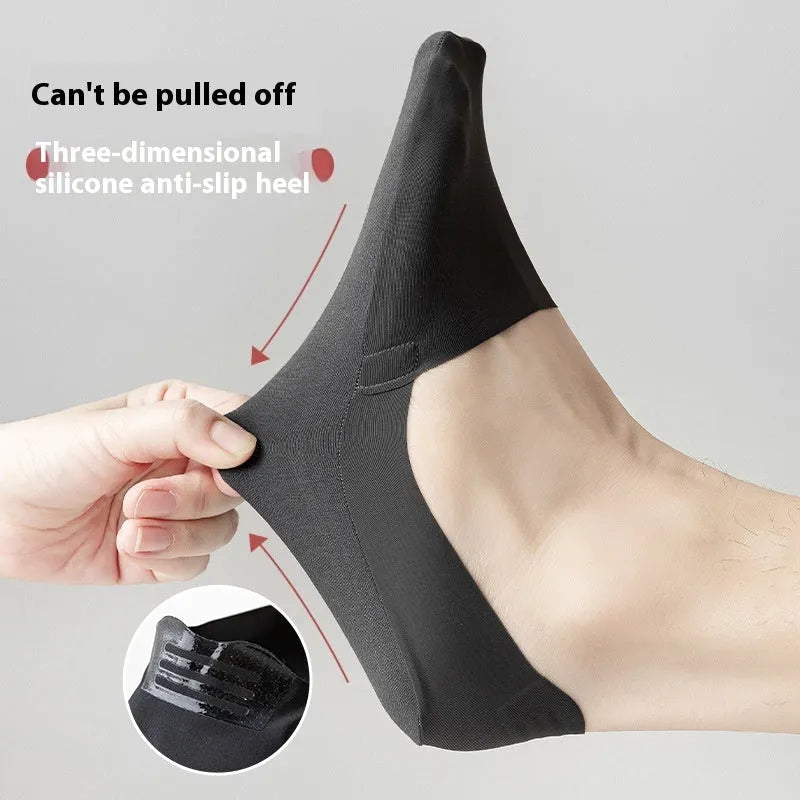 Men's invisible seamless low cut socks in ice silk and cotton blend, shown in multiple colours