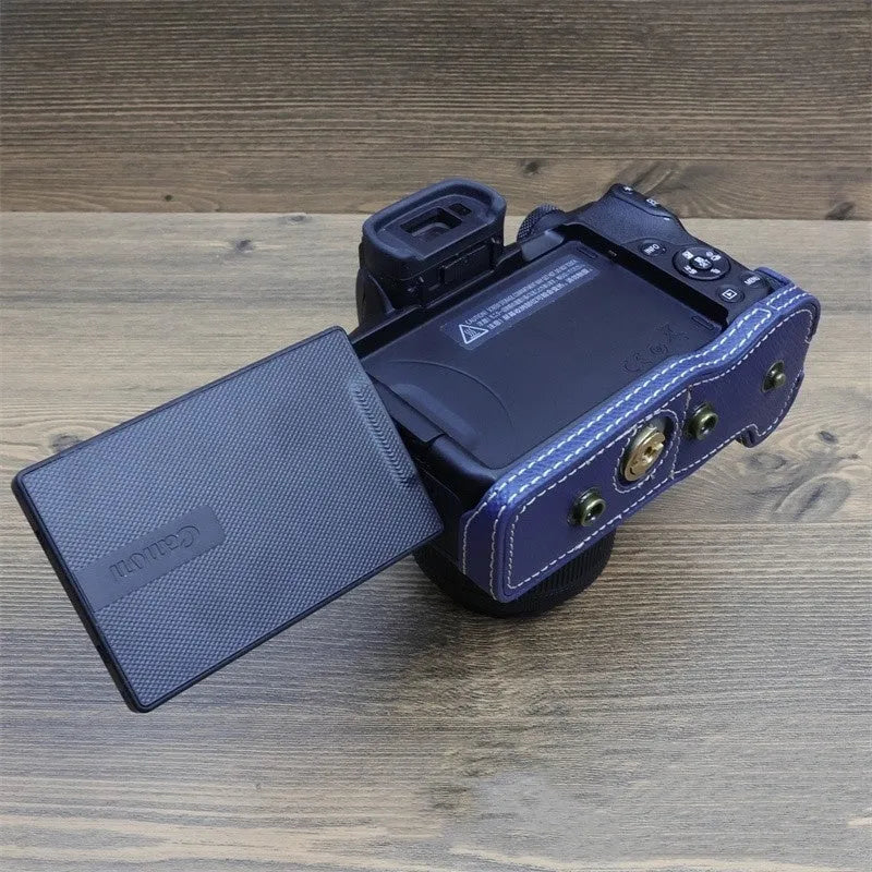 Retro PU camera shoulder bag in oily coffee colour for mirrorless DSLR storage