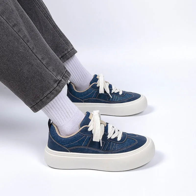 Men's low-top canvas platform shoes with round toe and lace-up closure in multiple colour options