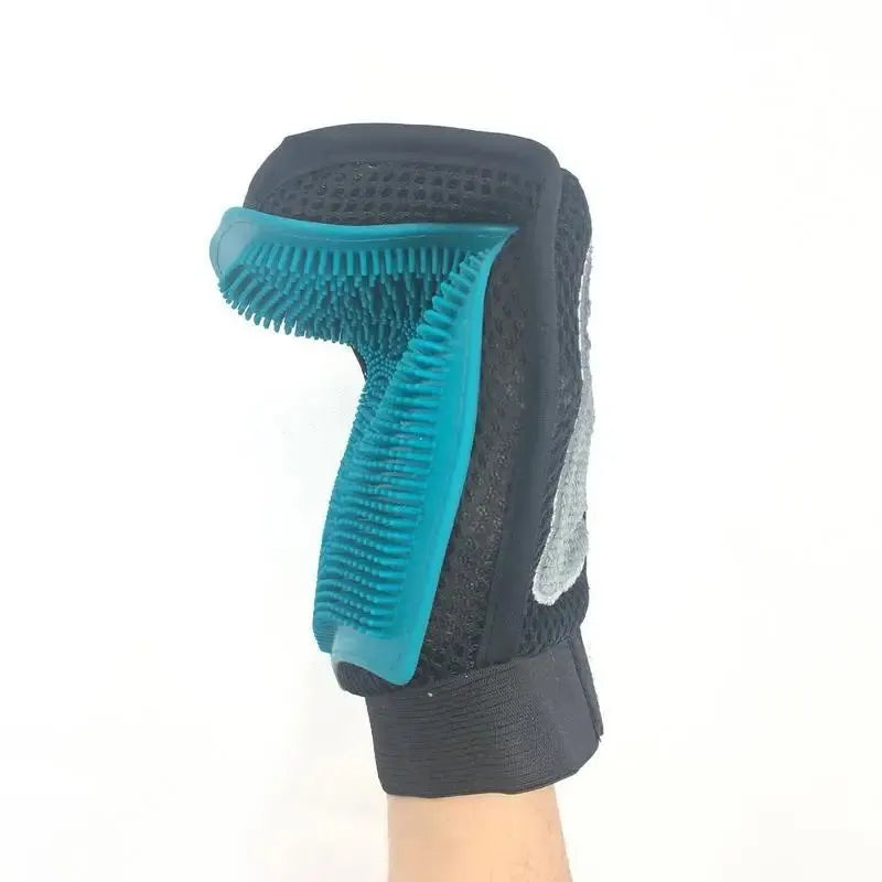 Soft silicone horse massage gloves for gentle hair removal and grooming, adjustable fit with hook and loop closure