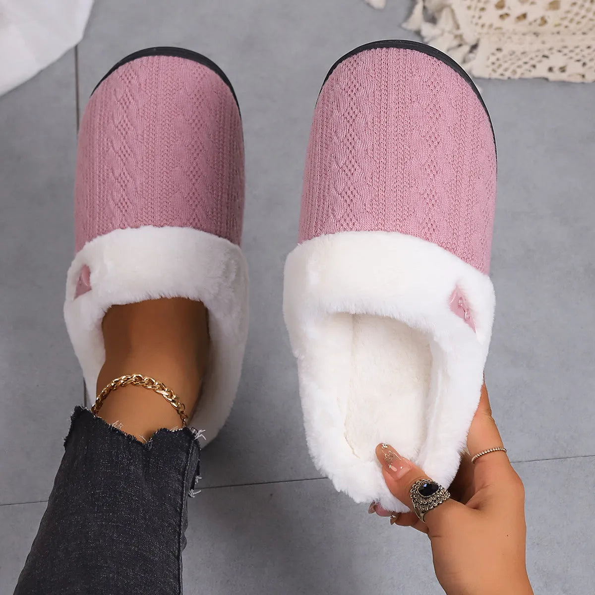 Winter cotton slippers with non-slip rubber sole, round toe, flat heel, in navy blue colour