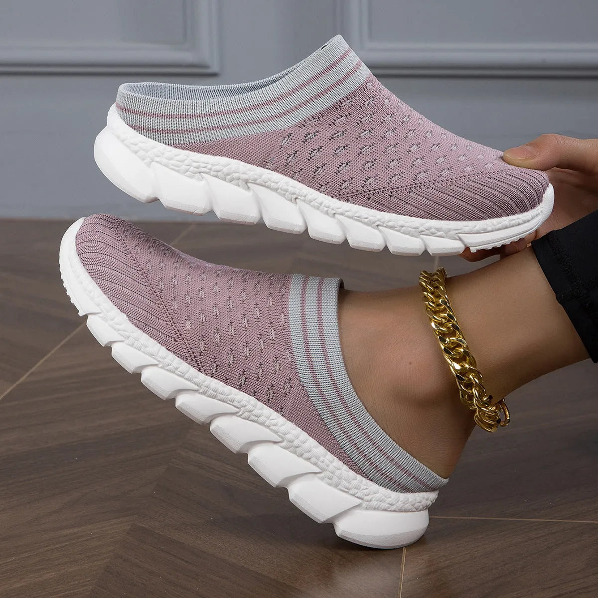 Women's Flyknit semi slippers in black with height-increasing sole and hollowed-out design