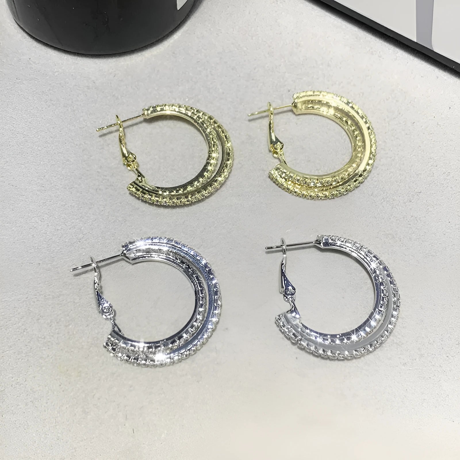Minimal cross zircon ear buckle for women in gold and silvery clip-on earrings
