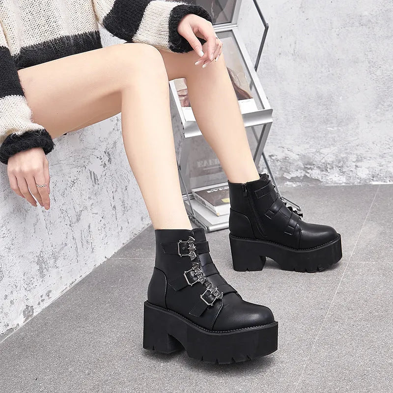 Black women's Harajuku punk-style Martin boots with a bat buckle and side zipper.