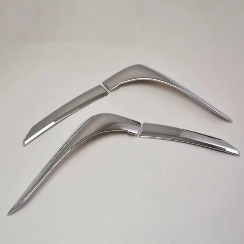 Silver ABS electroplated tail light eyebrow decorations for Mitsubishi Outlander vehicles