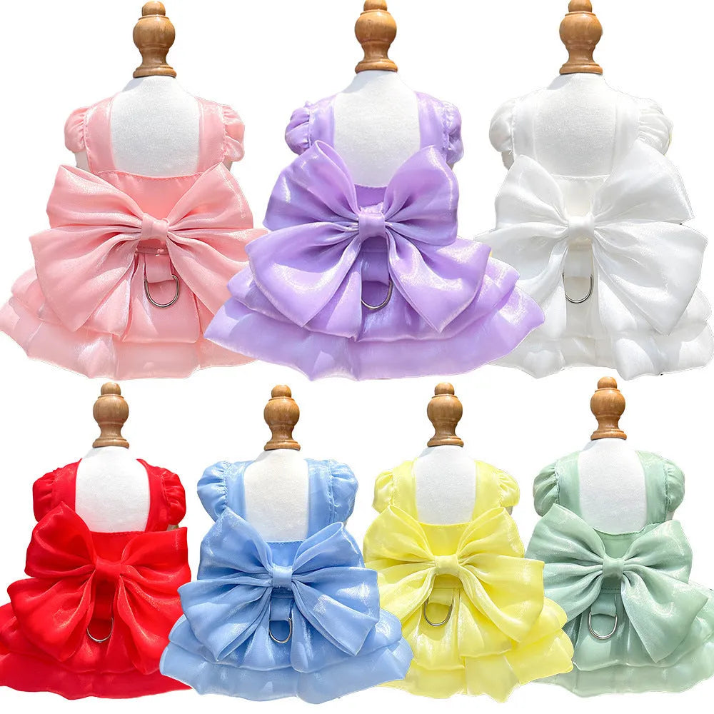 Pet wedding dress in white polyester with five sizes for dogs and cats