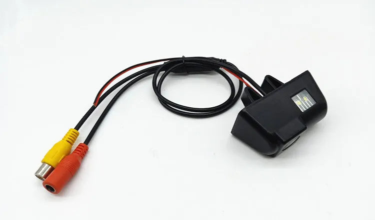Black HD night vision reversing rear view camera with 500TVL colour CCD sensor, 170° lens, 6m video cable for GM vehicles