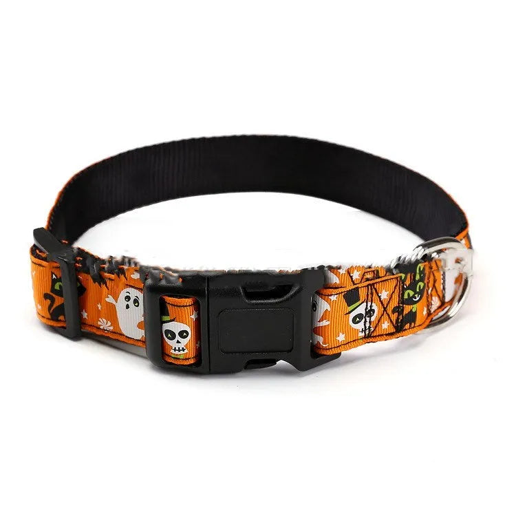 Halloween pet collar made of nylon, 2.5 cm wide, available in multiple colours and sizes for cats and dogs.