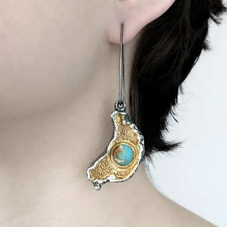 Creative ear shape women's earrings with ear-shaped painting oil two-tone finish on alloy
