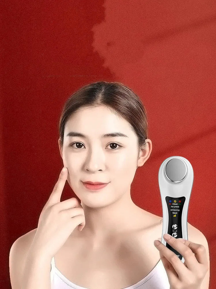 Hot & cold eye massage machine in pearl white with four skin care modes, 178mm long, USB rechargeable