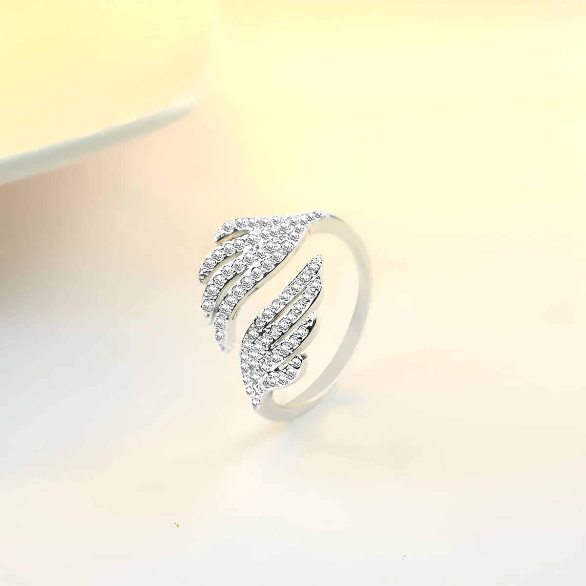 Silver electroplated winged ring for women in Japanese and Korean style, single ring
