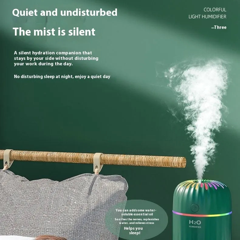 Mini USB car and household aromatherapy humidifier in green colour with 75mm dimensions