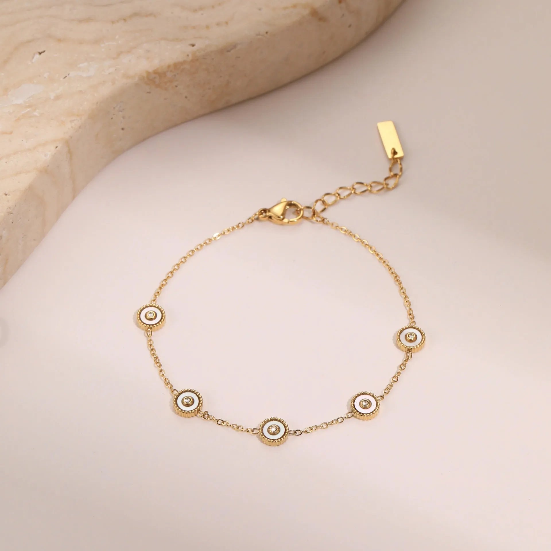 Women's geometric bracelet and necklace set with 18K gold plating on stainless steel