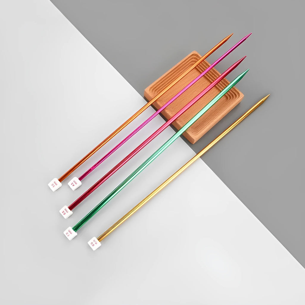 Complete crochet hook set showing multiple sizes from 2.0mm to 10.0mm with protective caps