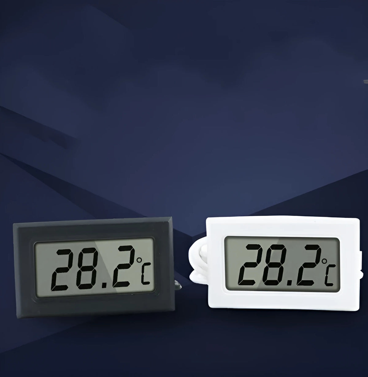 Electronic liquid crystal aquarium thermometer with black or white casing and 1m to 5m cord options
