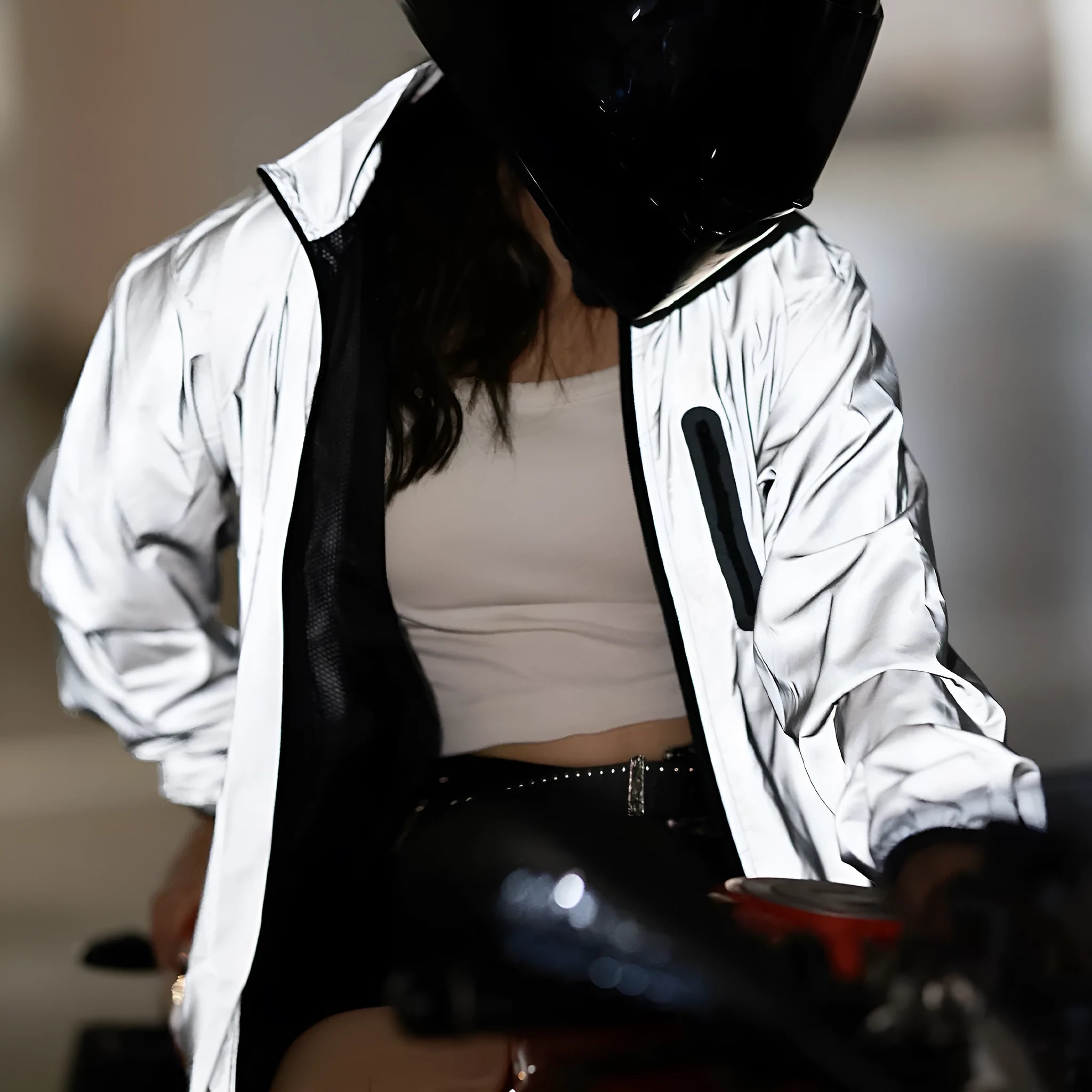 Waterproof polyester long sleeved top in BL220 Silver colour showing European sizing options