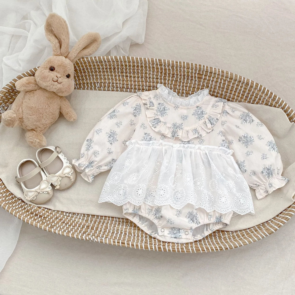 Apricot cotton baby bodysuit jumpsuit with sweet cutout lace print, triangle pullover style suitable for 66cm to 100cm height