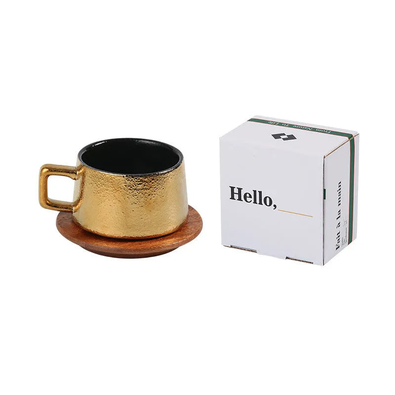 Gold and silver plated gift boxes with a solid colour 250ml tumbler coffee cup inside.