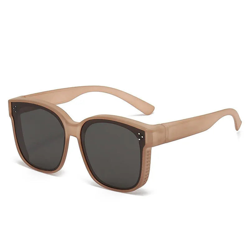 Summer driving polarised sunglasses with dual-use anti-glare mirror in sand black PC frame