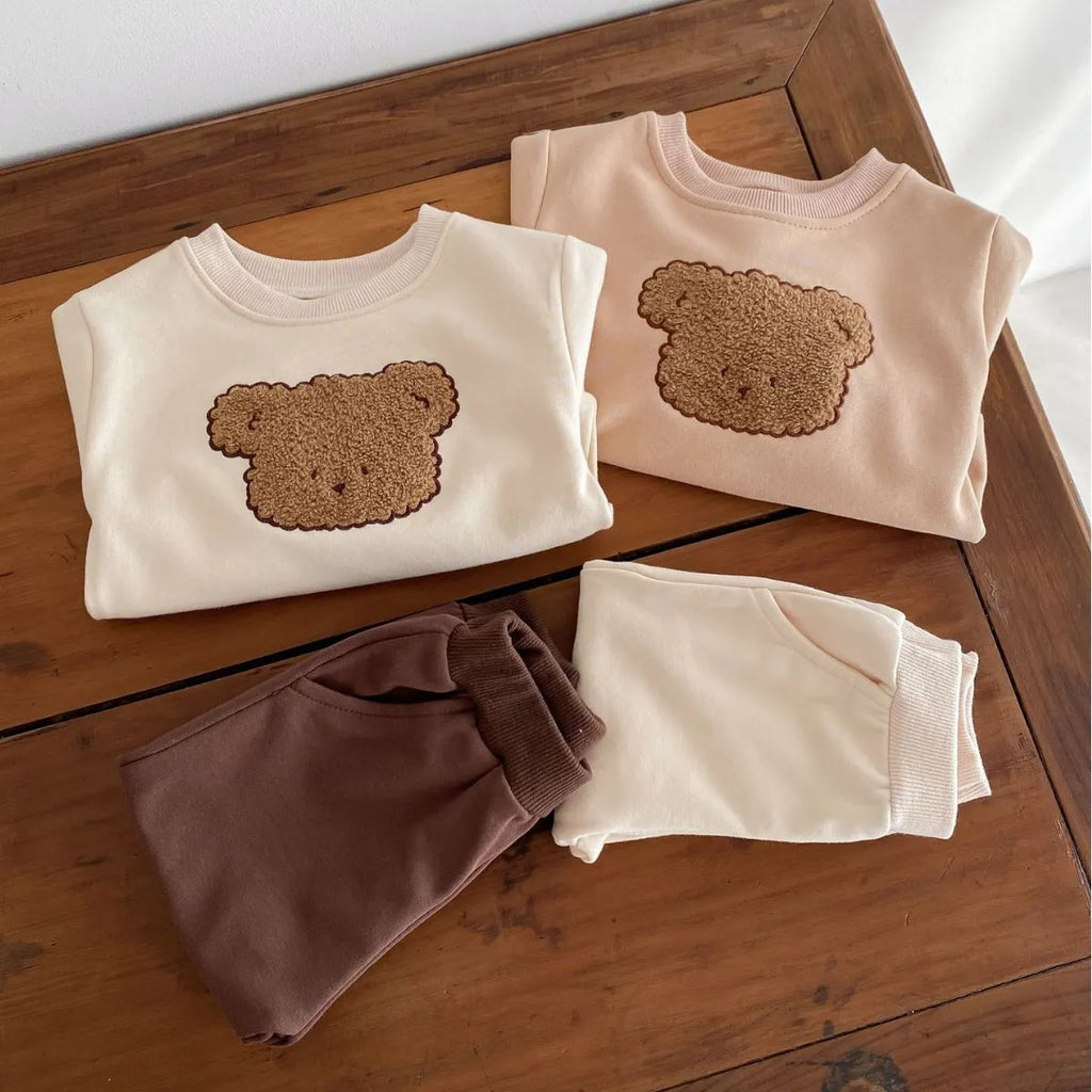 Bear long-sleeved cotton two-piece suit for babies in light beige with cartoon animal print