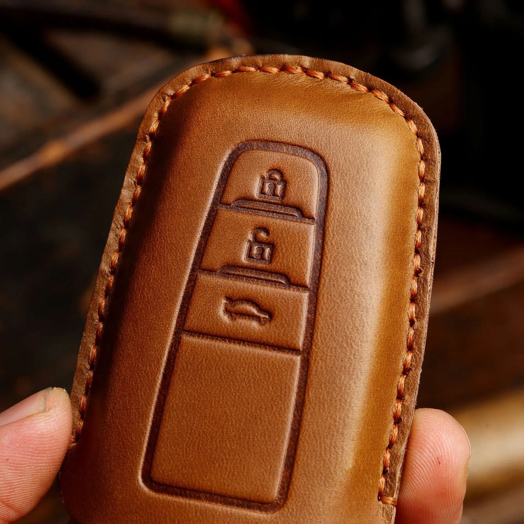 Crazy Horse leather car key case for 2 or 3 keys in brown and black colour options