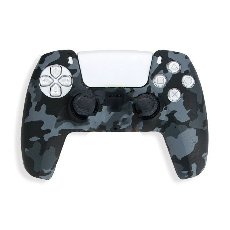 Camouflage patterned silicone protective case fitted on a PS5 DualSense controller
