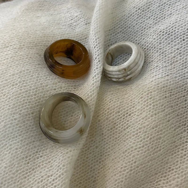 Geometric irregular resin ring in earthy tones with Chinese style retro design