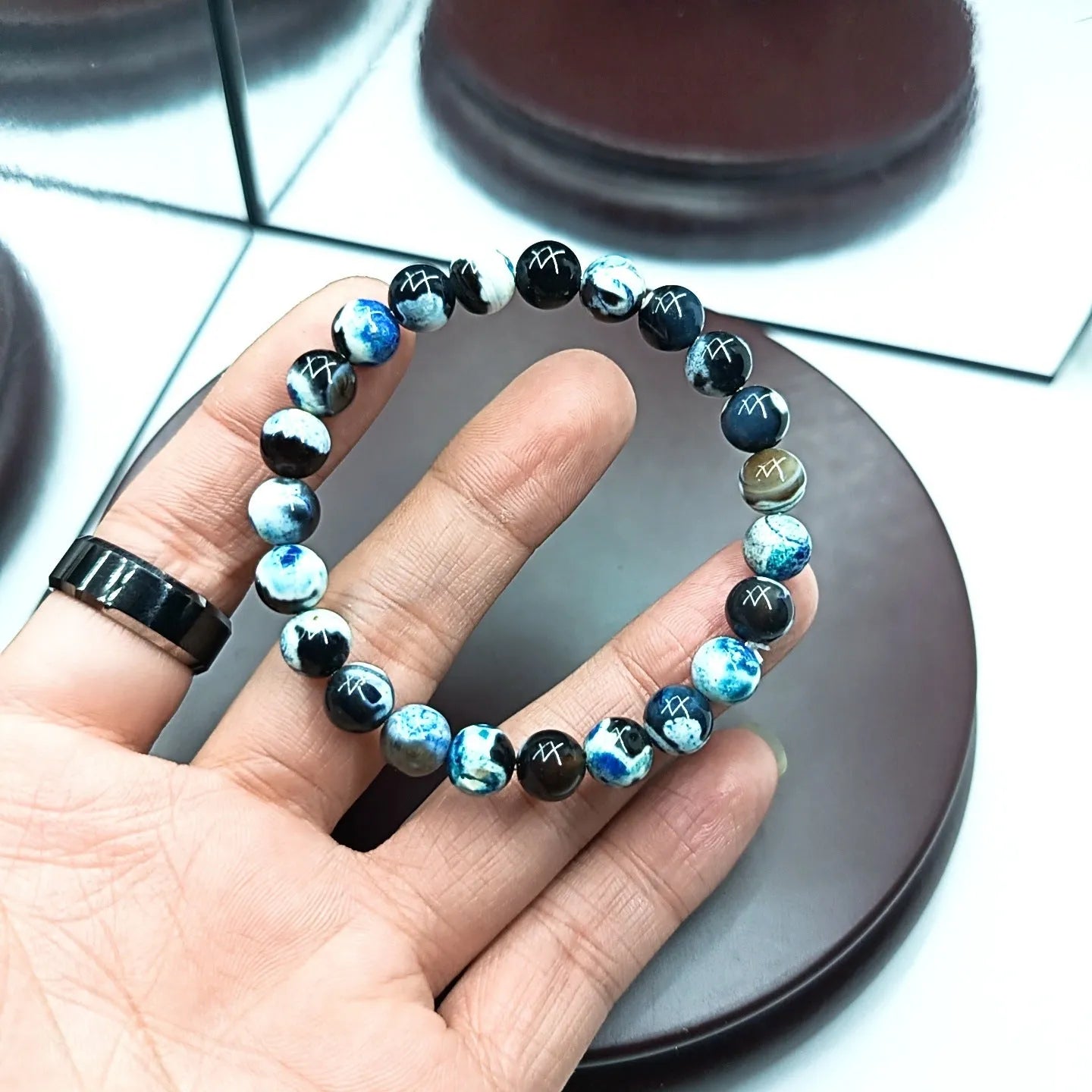 8mm diameter natural agate beaded bracelet with glass and coloured glaze beads in bohemian style