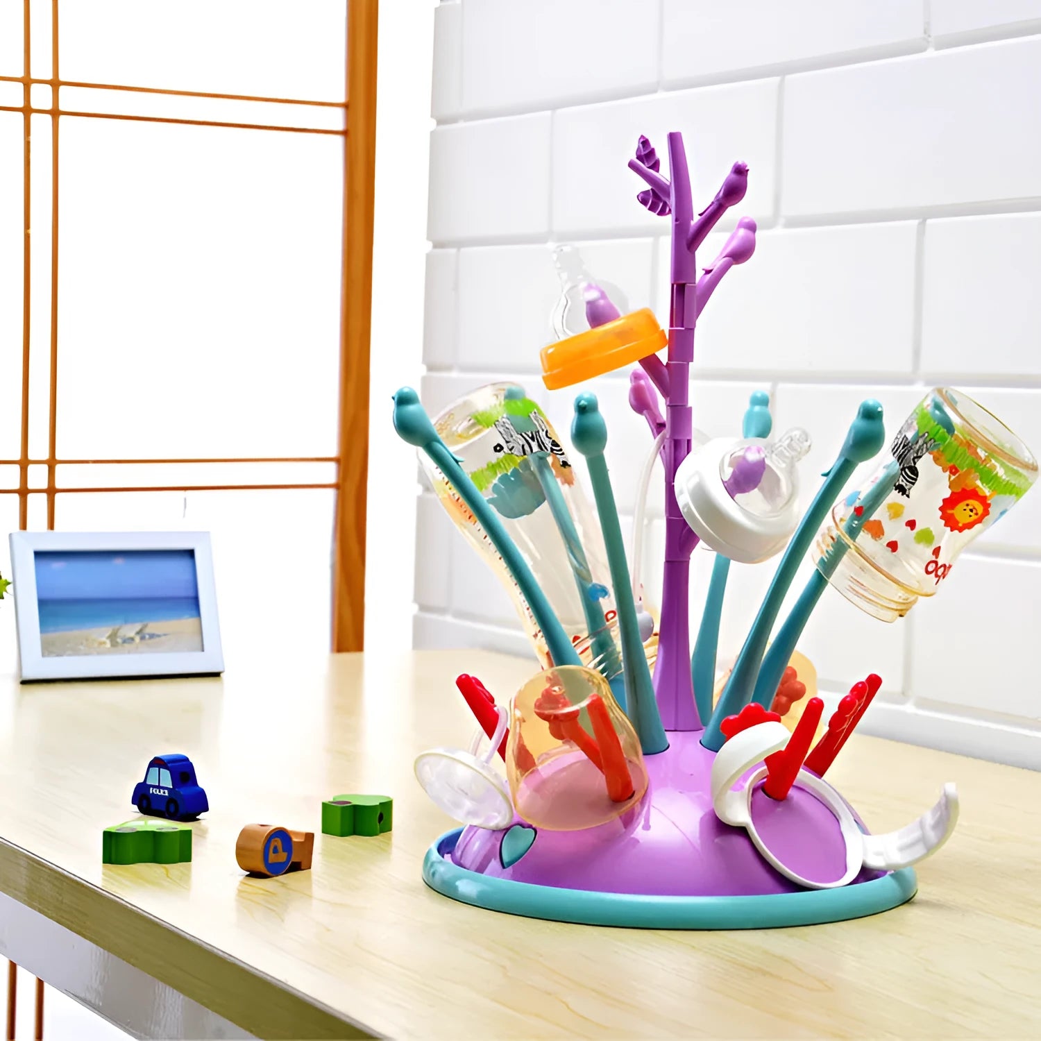 Portable baby bottle drying rack in green colour, 37x22cm, made from non-toxic PP material