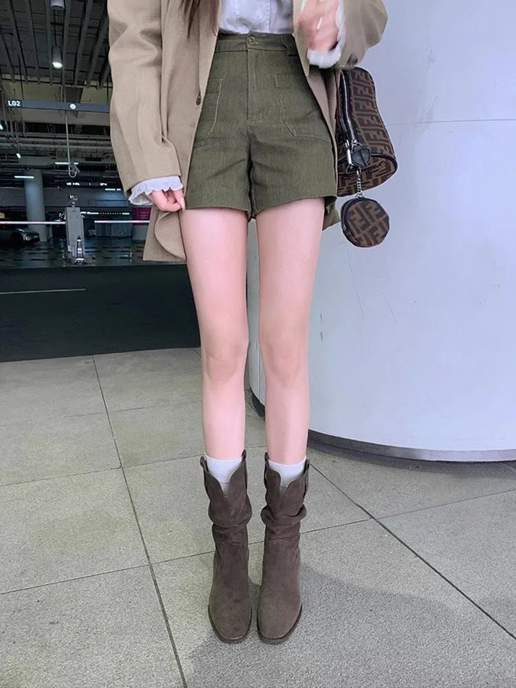Women's khaki leather martin boots with round toe and 6-8cm stacked heel