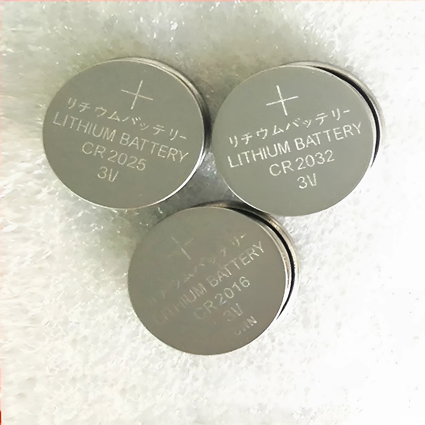 3V button battery CR2032 20mm diameter 3.2mm height alkaline