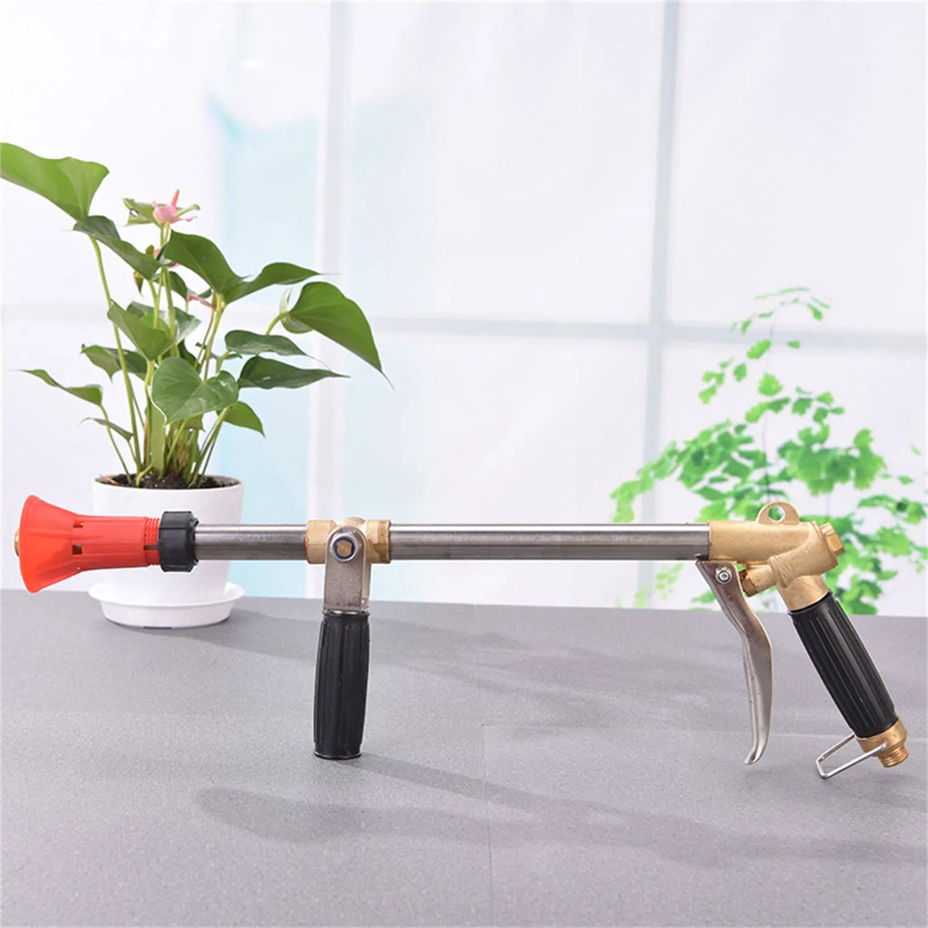 Submachine gun type adjustable high-pressure agricultural spray gun for pesticide application
