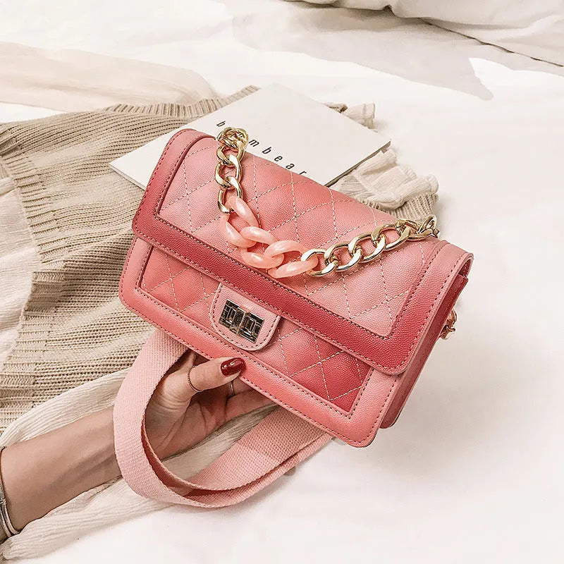 Small rhombic retro handbag with gradient chain shoulder strap in PU, available in five colours