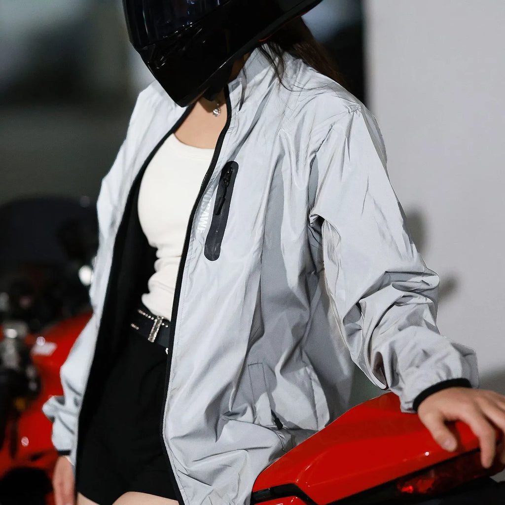 Waterproof polyester long sleeved top in BL220 Silver colour showing European sizing options