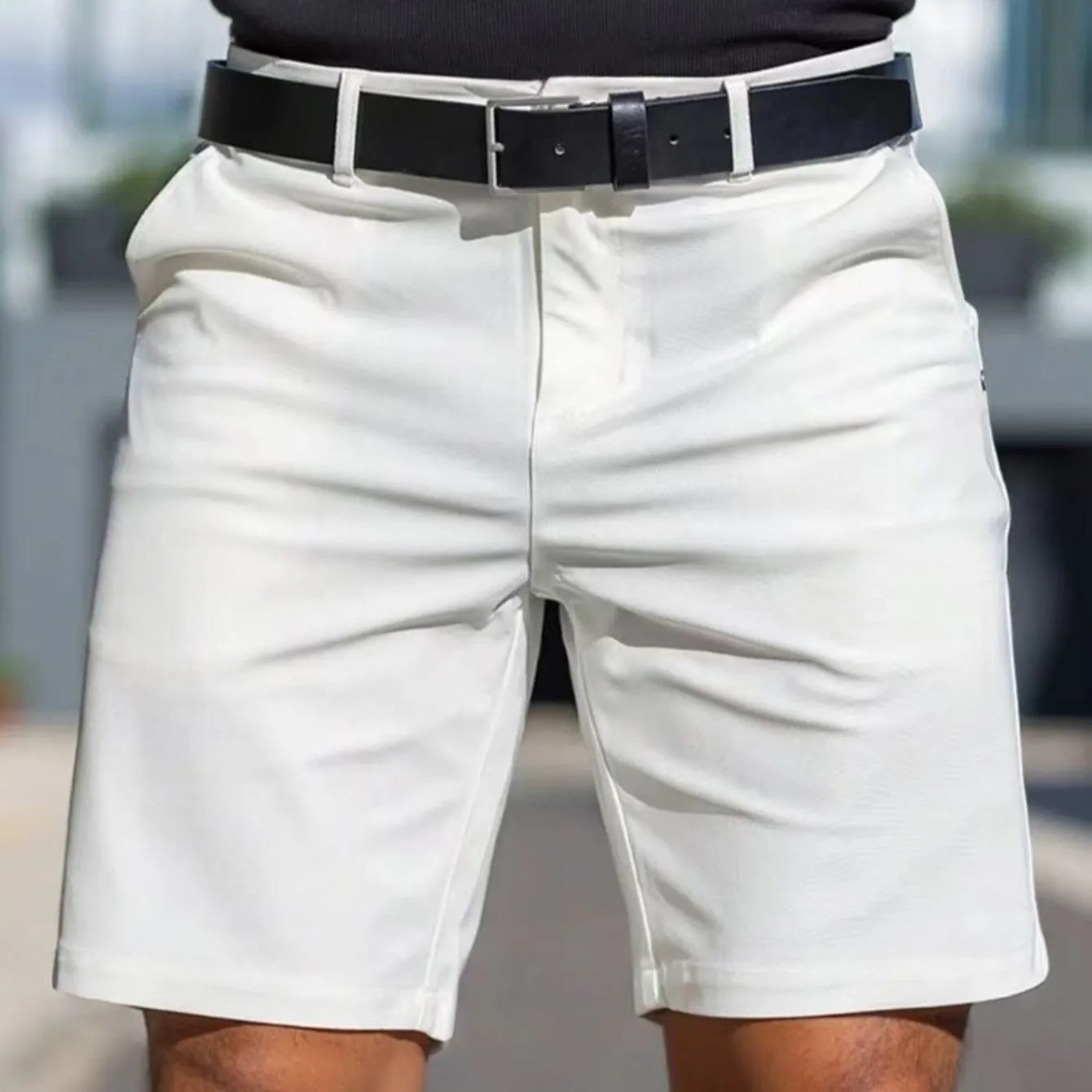 Men's straight leg solid colour fifth pants in polyester with micro elasticity