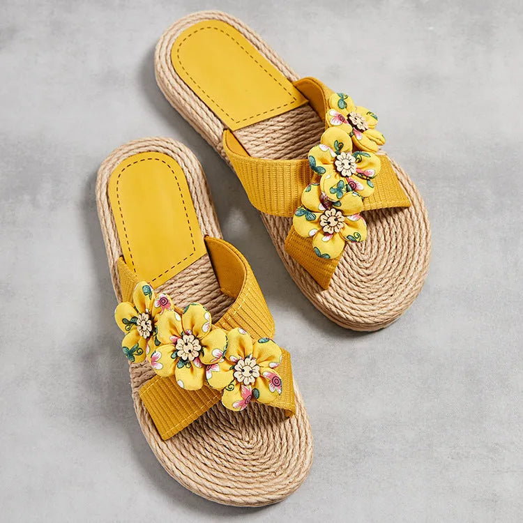 Ladies trendy indoor outdoor slippers with six small flower pattern, cotton cloth upper, TPR sole, available in black and yellow